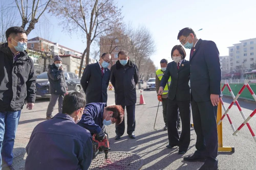 南开区检察院：将“智慧窨井盖”进行到底，给人民群众脚踏实地的安全感