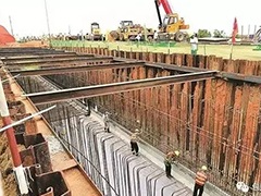 城建委对综合管廊工程进行复工前安检