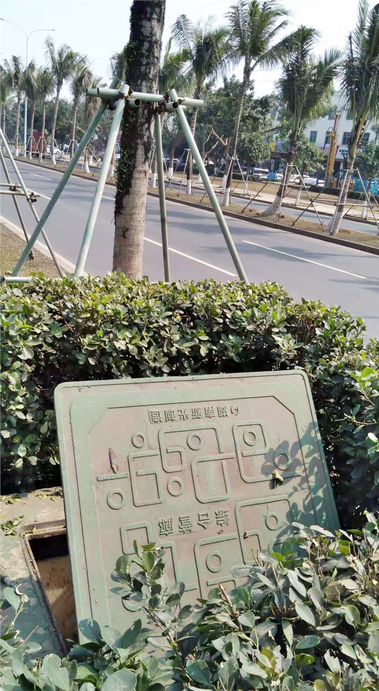 【液压井盖案例】海口龙华区椰海大道管廊项目现场